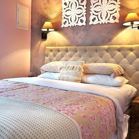 Prime 2Br/Ba Apt Next To Main Station & Olympic Center Liepāja Esterno foto