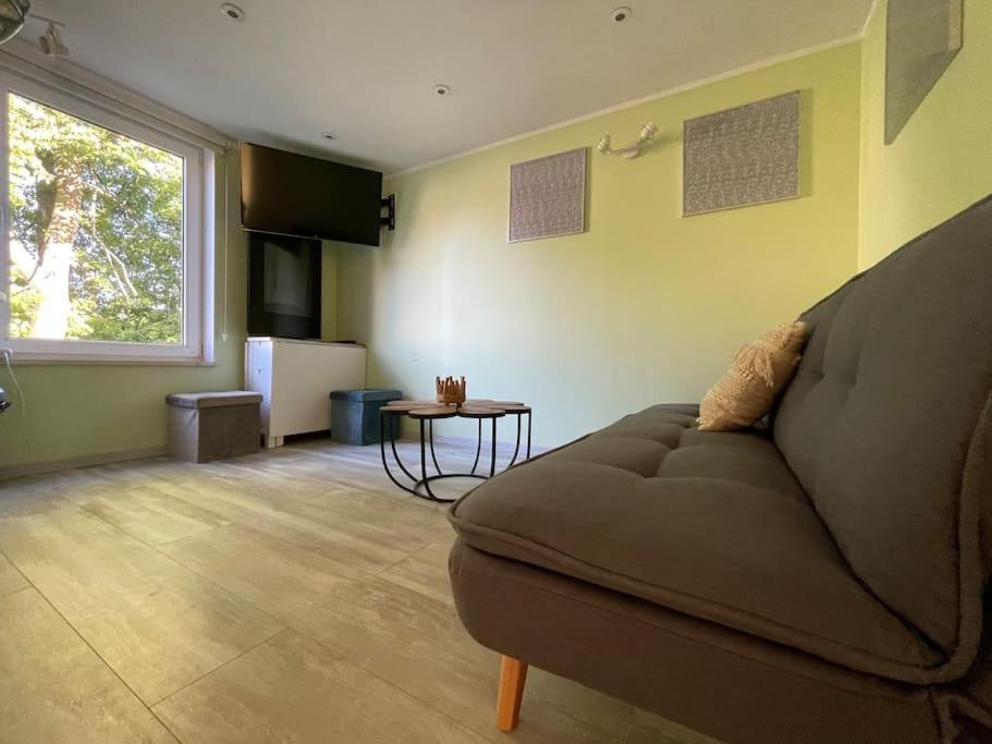 Prime 2Br/Ba Apt Next To Main Station & Olympic Center Liepāja Esterno foto